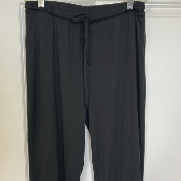 Fabulous just like You lightweight Black Joggers size small drawstring - Picture 2 of 5